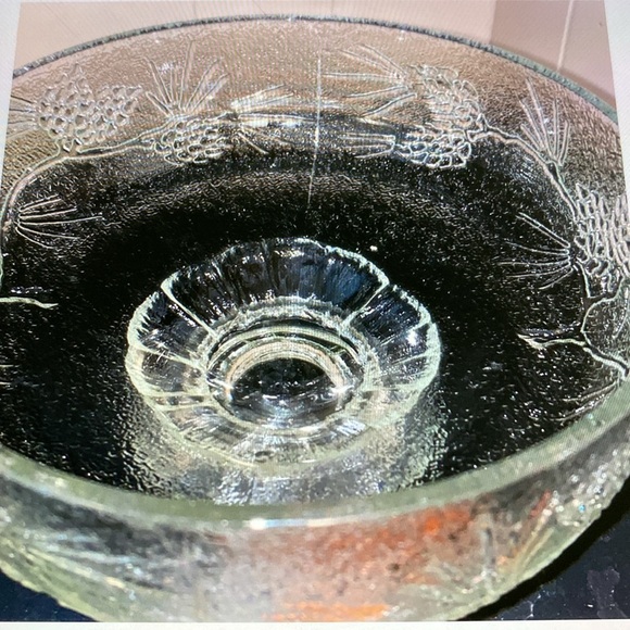 Rare Ponderosa Pine footed Vegetable Bowl Tiara - Picture 2 of 3